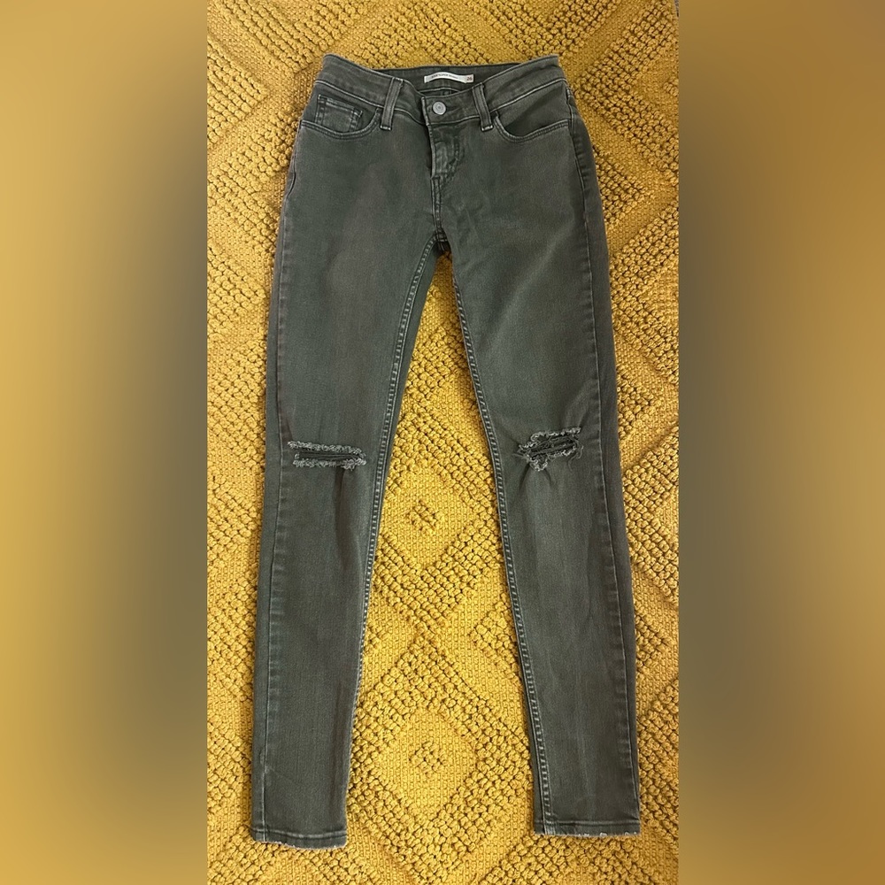 Levi’s 535 Super Skinny Dark Olive Green Jeans Size 26